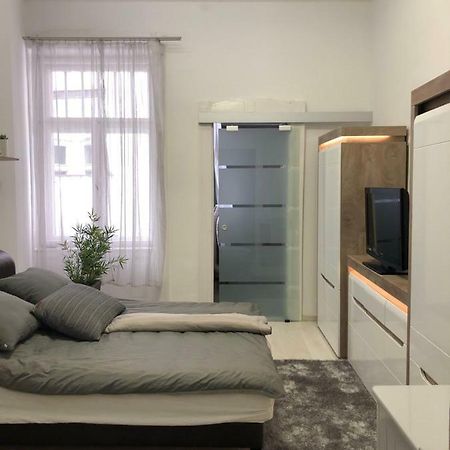 Fehérhajó 12-14 Budapest Esterno foto