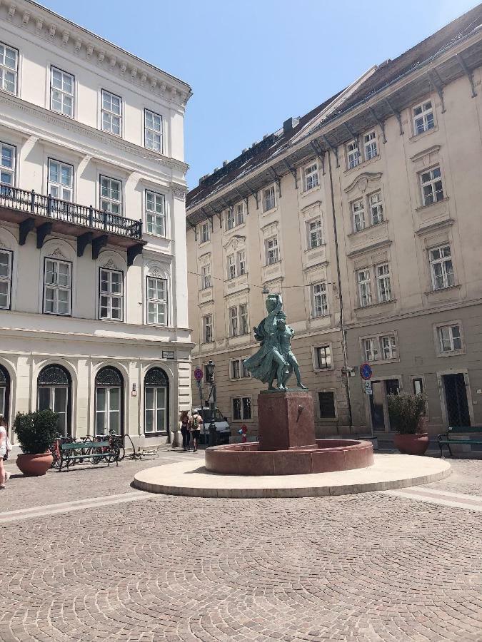Fehérhajó 12-14 Budapest Esterno foto